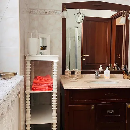 La Casa Del Nonno Montegrosso dʼAsti